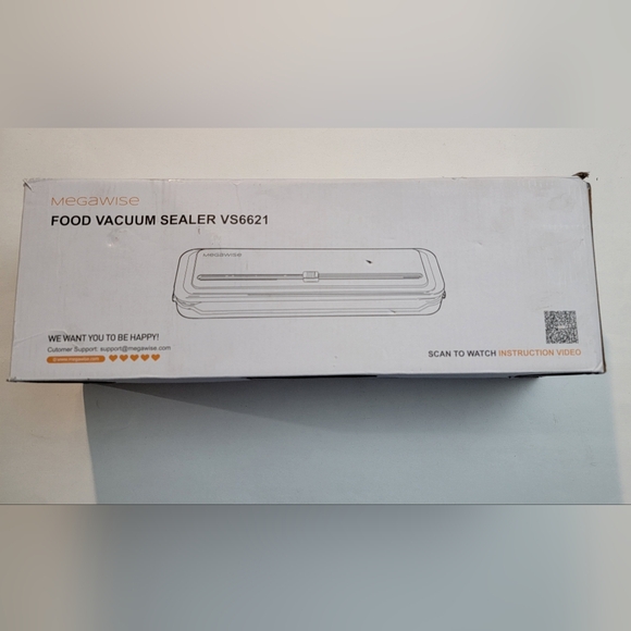 MegaWise 80kpa Vacuum Sealer Machine Powerful but Compact, Bags and Cutter - Picture 10 of 10
